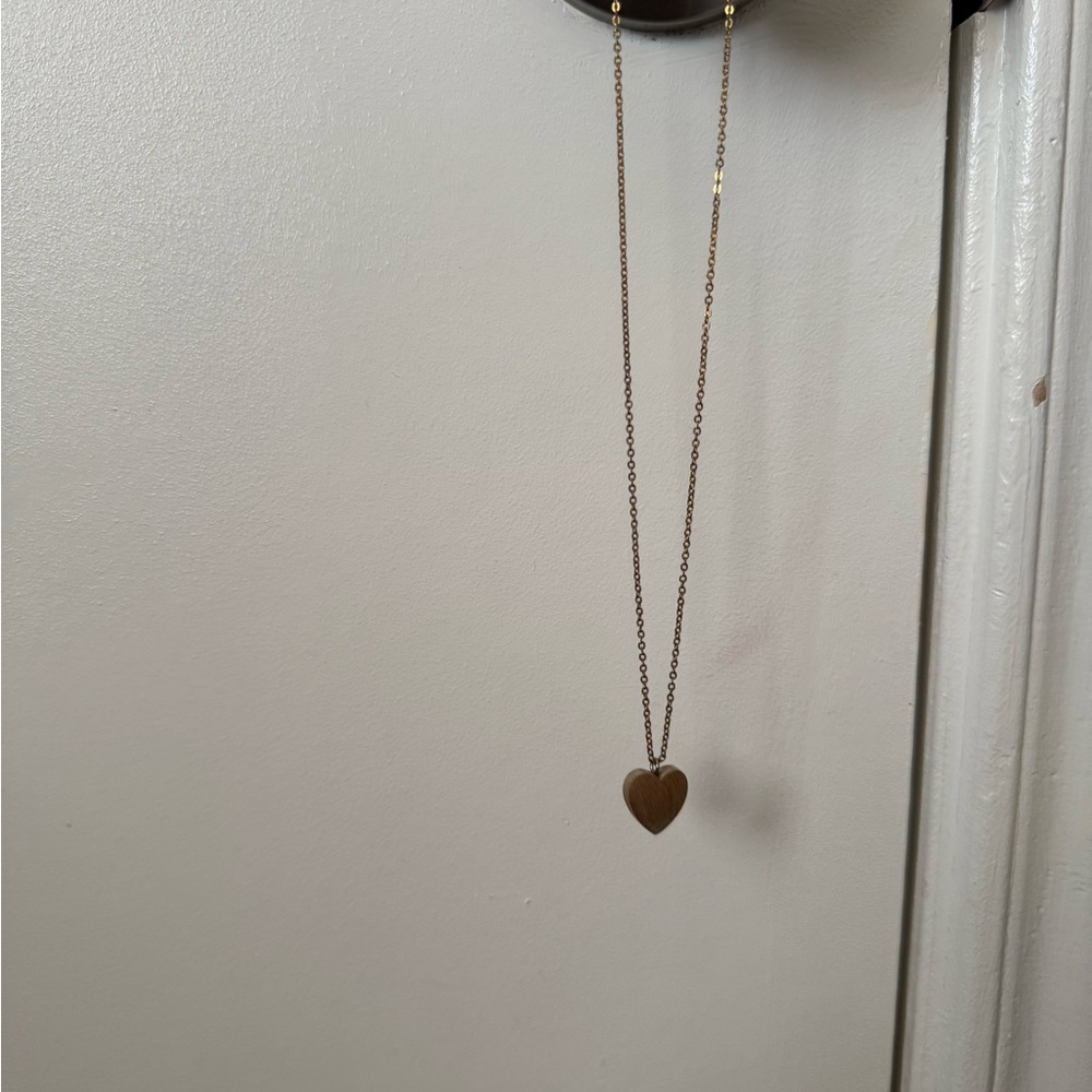 Elegant Gold Heart Pendant Necklace